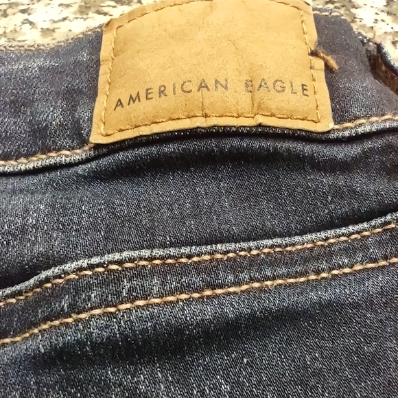 American Eagle slim straight crop Size 6 short Jean's - Picture 6 of 8